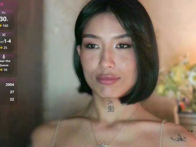 JulieTurner's BongaCams show and profile