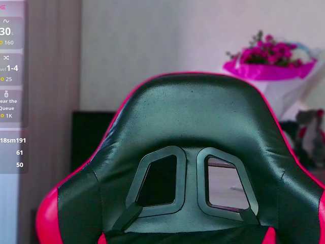 Girl-next-door live webcam show