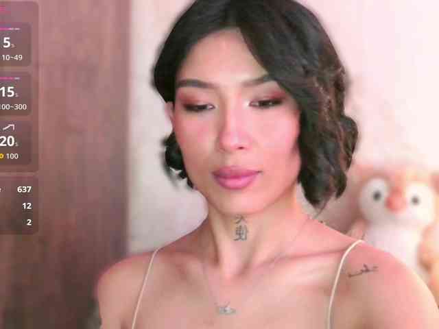 Girl-next-door webcam