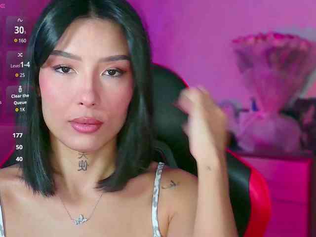 Girl-next-door webcam