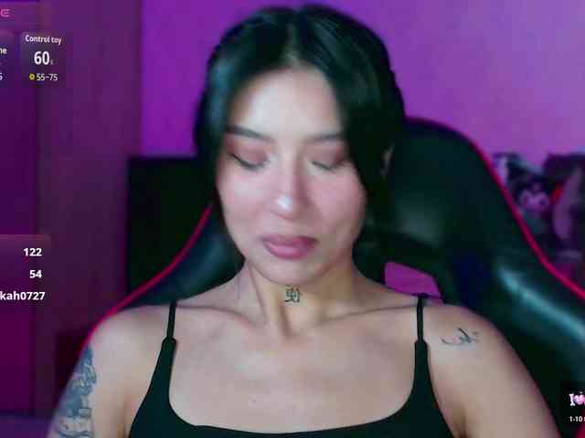 Girl-next-door webcam
