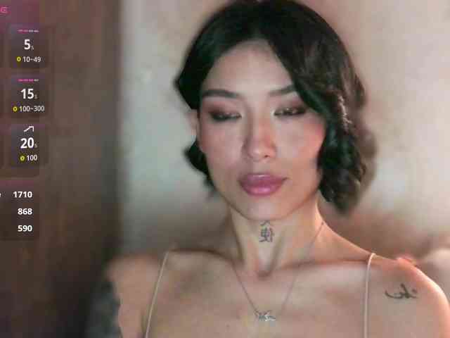 Girl-next-door webcam