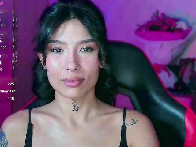Girl-next-door webcam
