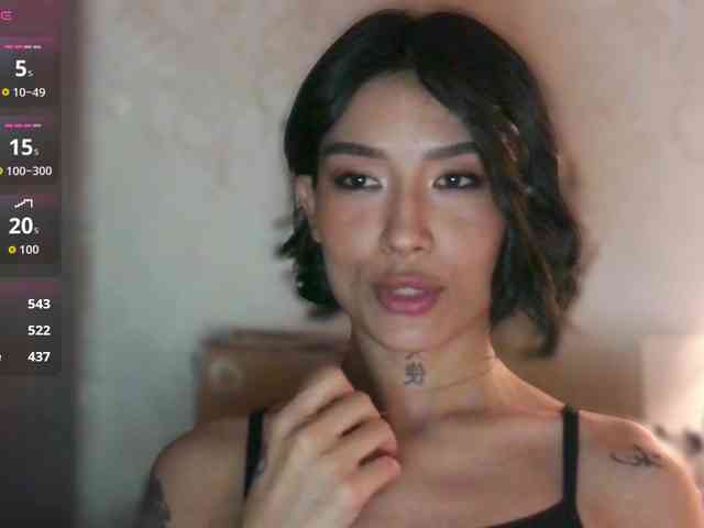 Girl-next-door webcam