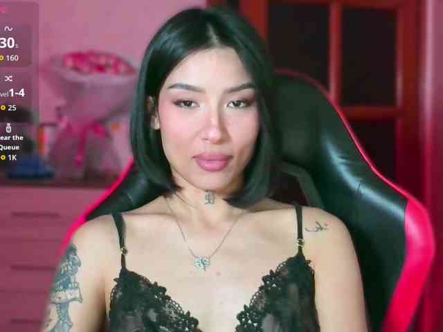 Girl-next-door webcam