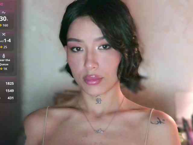 Girl-next-door webcam