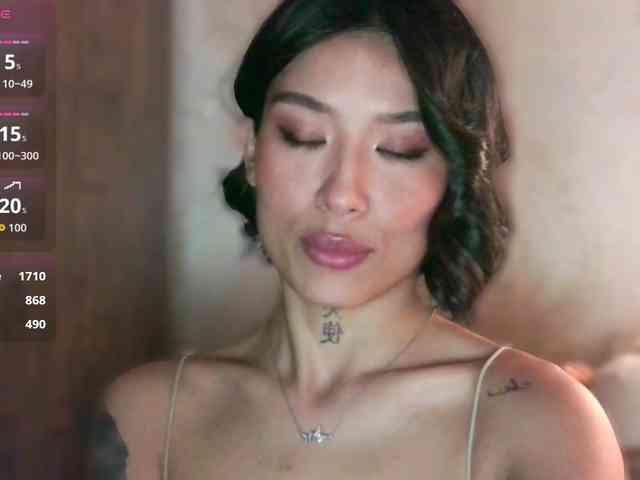 Girl-next-door webcam