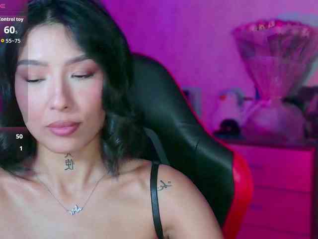 Girl-next-door webcam