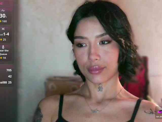 Girl-next-door webcam