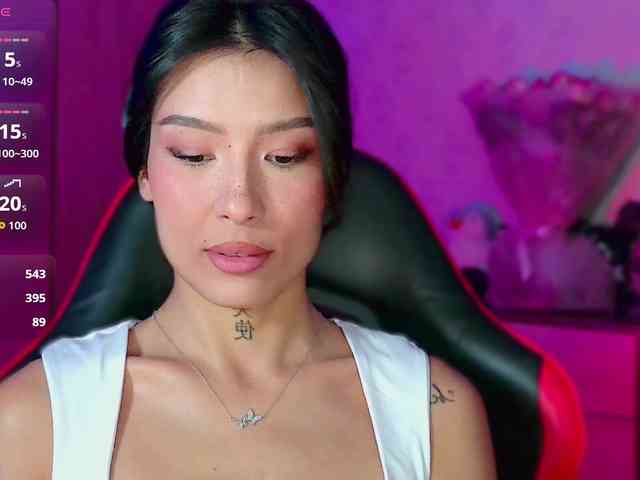 Girl-next-door webcam
