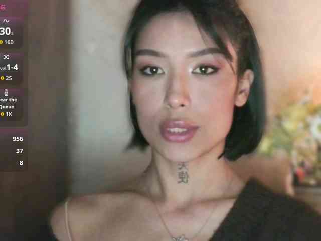 Girl-next-door webcam