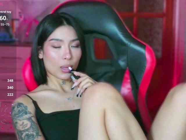 Модель: Girl-next-door