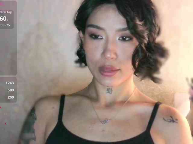 Girl-next-door webcam