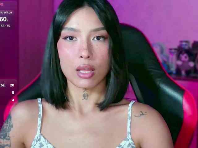 Girl-next-door webcam