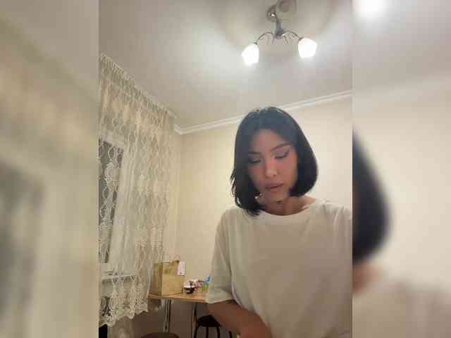 Модель: Girl-next-door