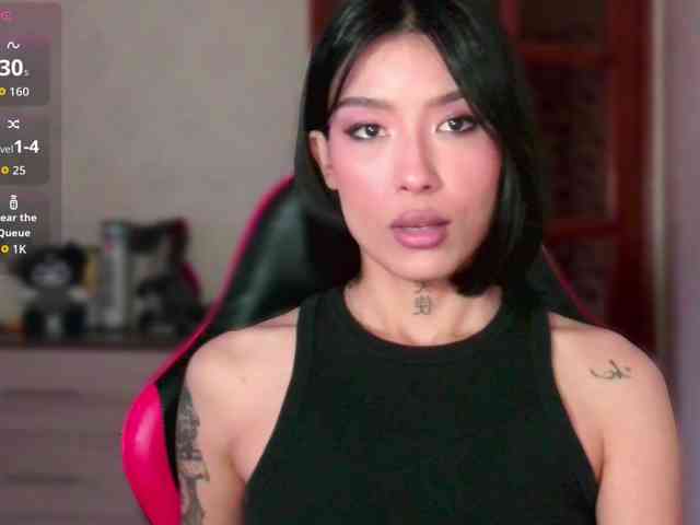 Girl-next-door webcam