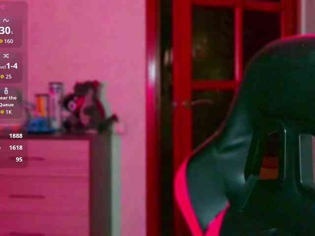 Girl-next-door webcam