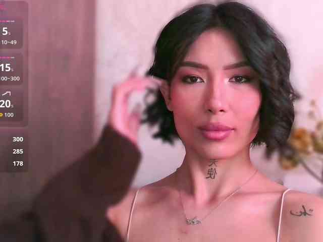 Girl-next-door webcam