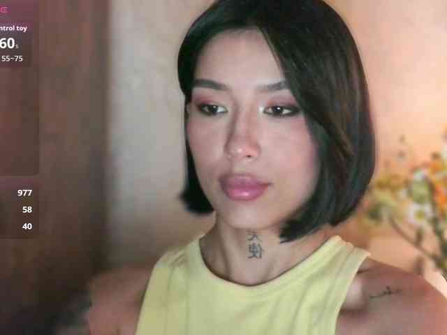 Girl-next-door webcam