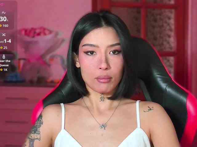 Girl-next-door webcam