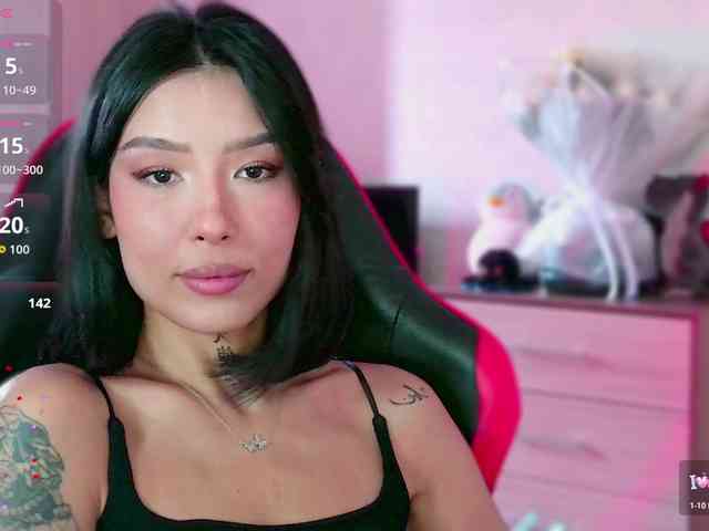 Girl-next-door webcam