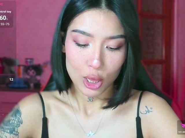 Girl-next-door webcam