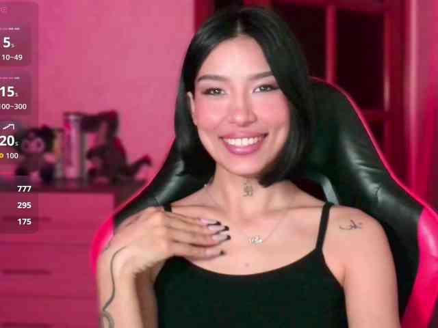 Girl-next-door webcam