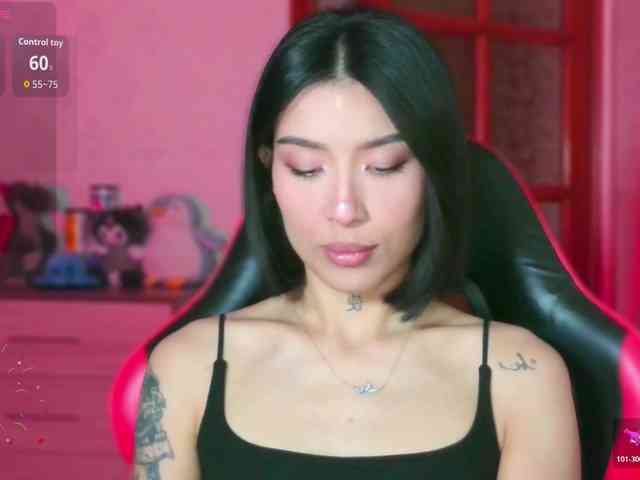 Girl-next-door webcam