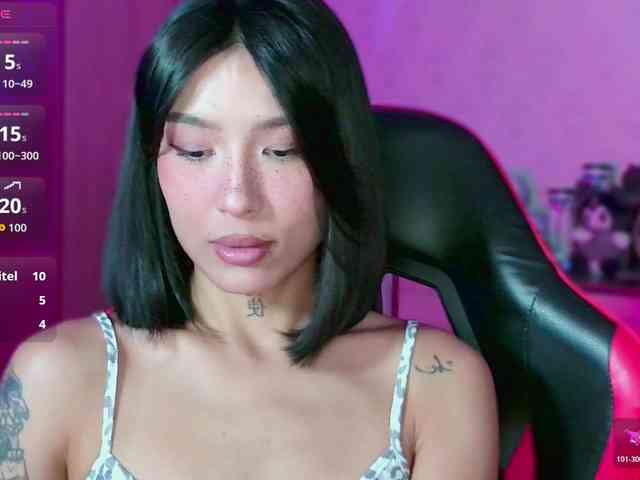 Girl-next-door webcam