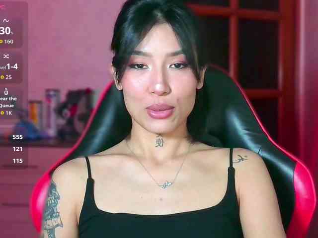 Girl-next-door webcam