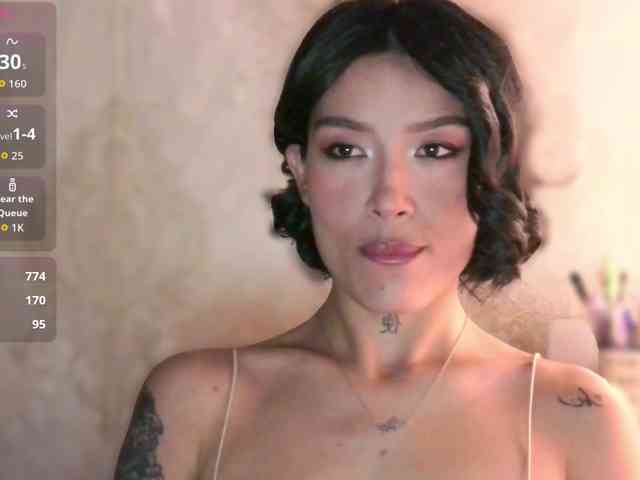 Girl-next-door webcam