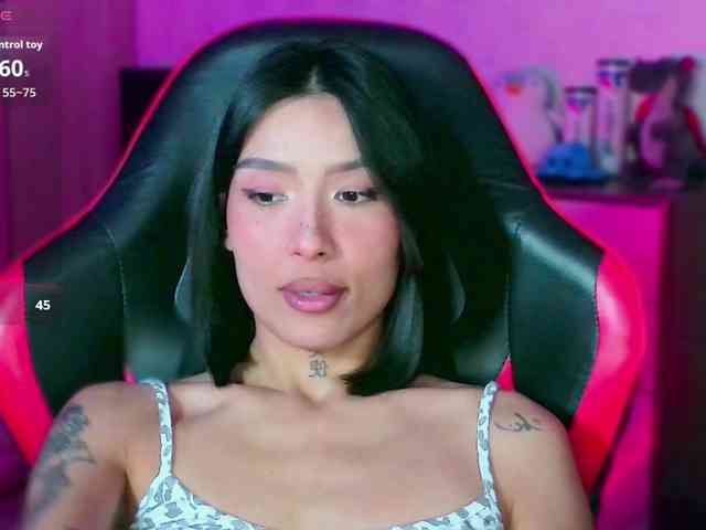Girl-next-door webcam