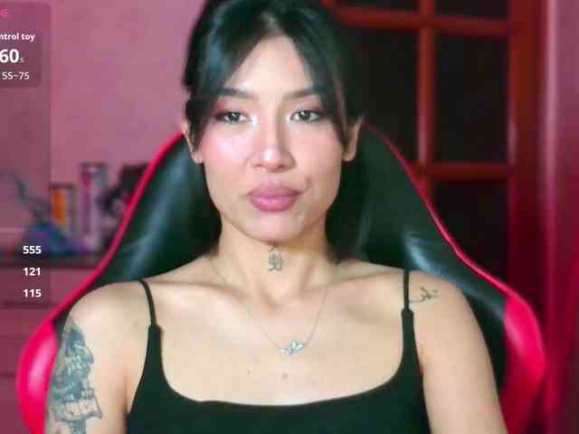 Girl-next-door webcam