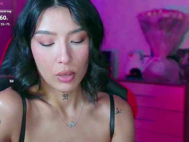Girl-next-door webcam