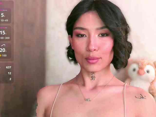 Girl-next-door webcam