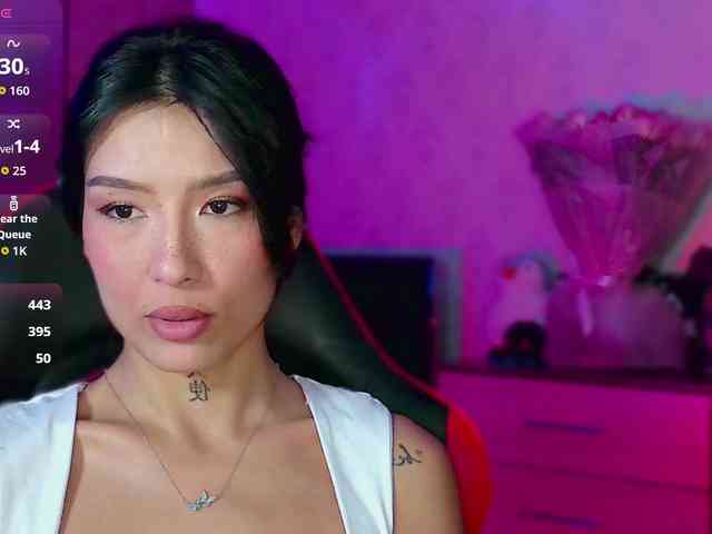 Girl-next-door webcam