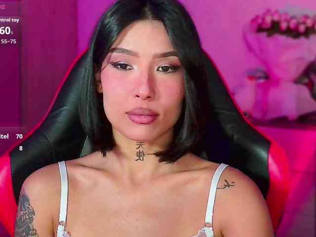 Girl-next-door webcam