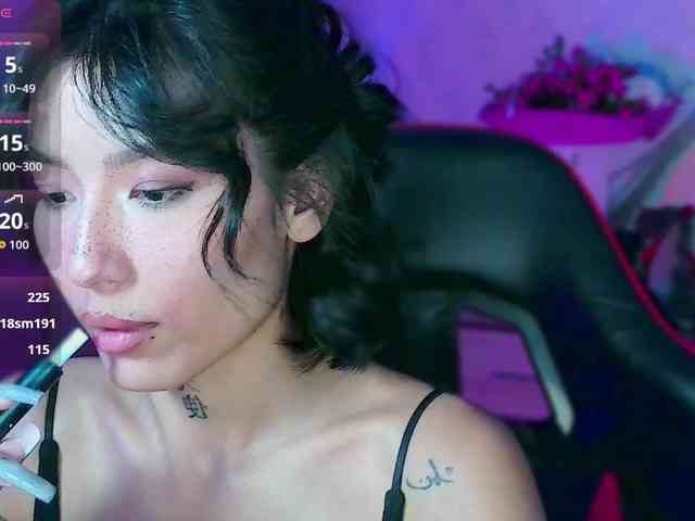 Girl-next-door webcam