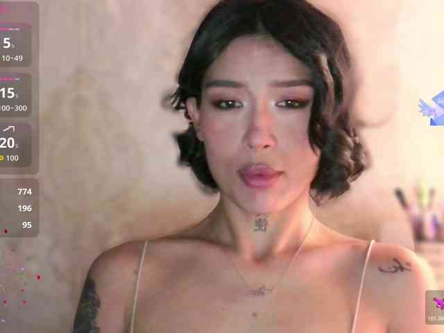 Girl-next-door webcam