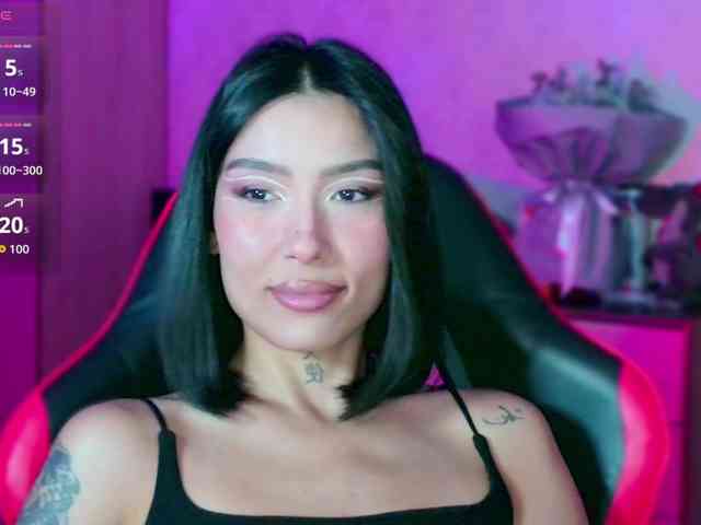 Girl-next-door webcam