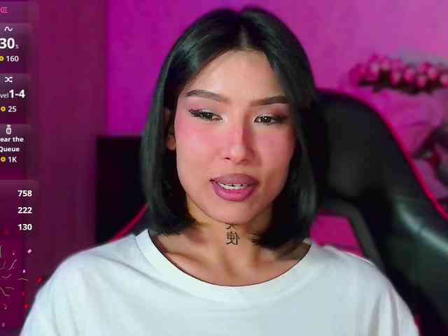 Girl-next-door webcam