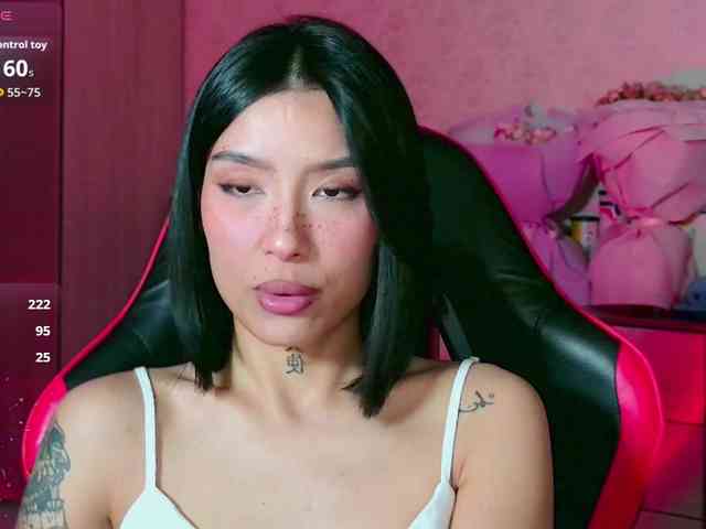 Girl-next-door webcam
