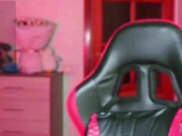 Girl-next-door webcam
