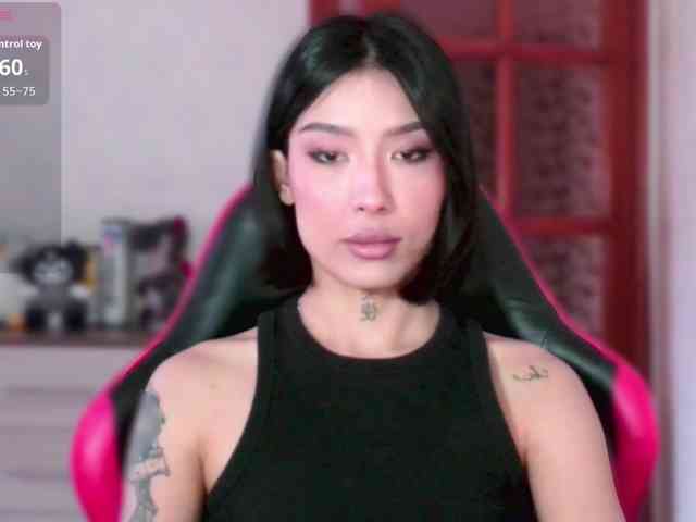 Girl-next-door webcam