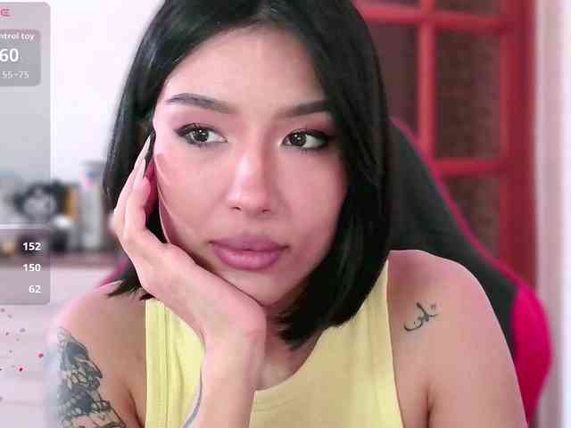 Girl-next-door webcam