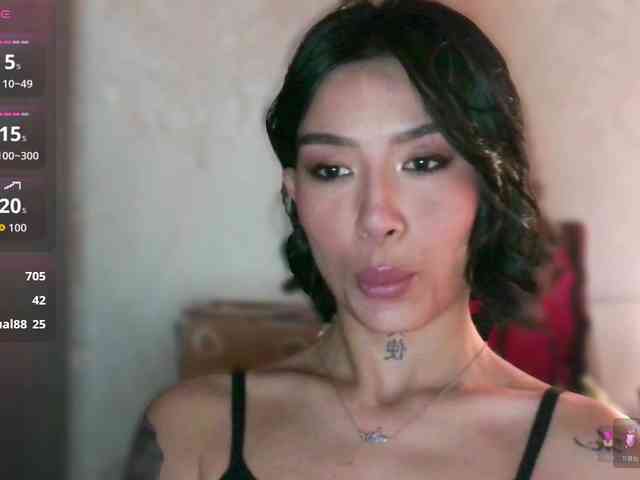 Girl-next-door webcam