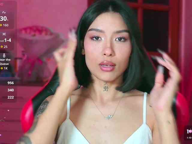Girl-next-door webcam