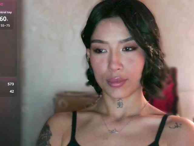 Girl-next-door webcam