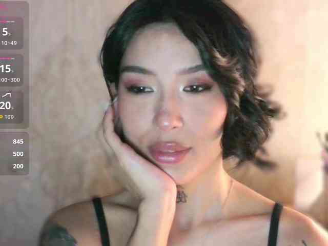 Girl-next-door webcam