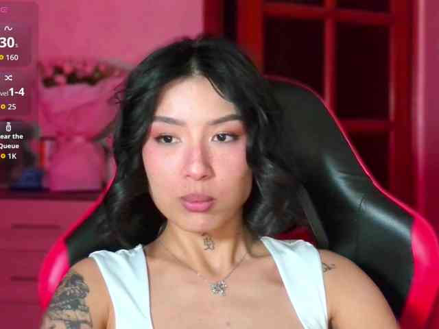 Girl-next-door webcam